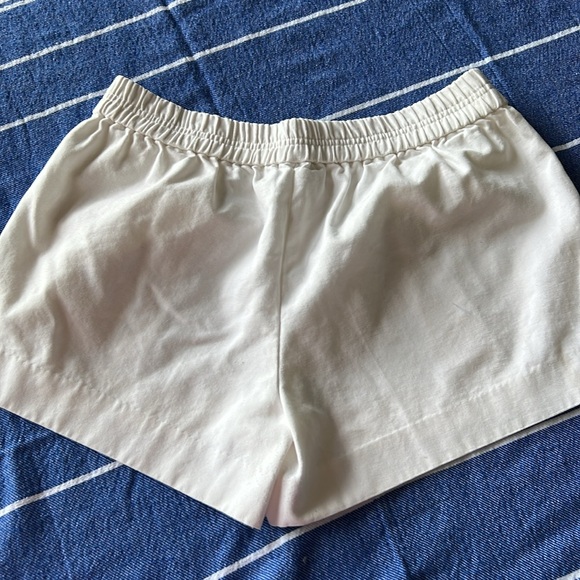 J.crew white cotton shorts size 10 elastic waste w/ front pockets - Picture 2 of 4